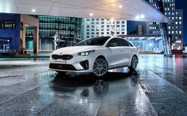 Kia ProCeed GT line-1-thumb