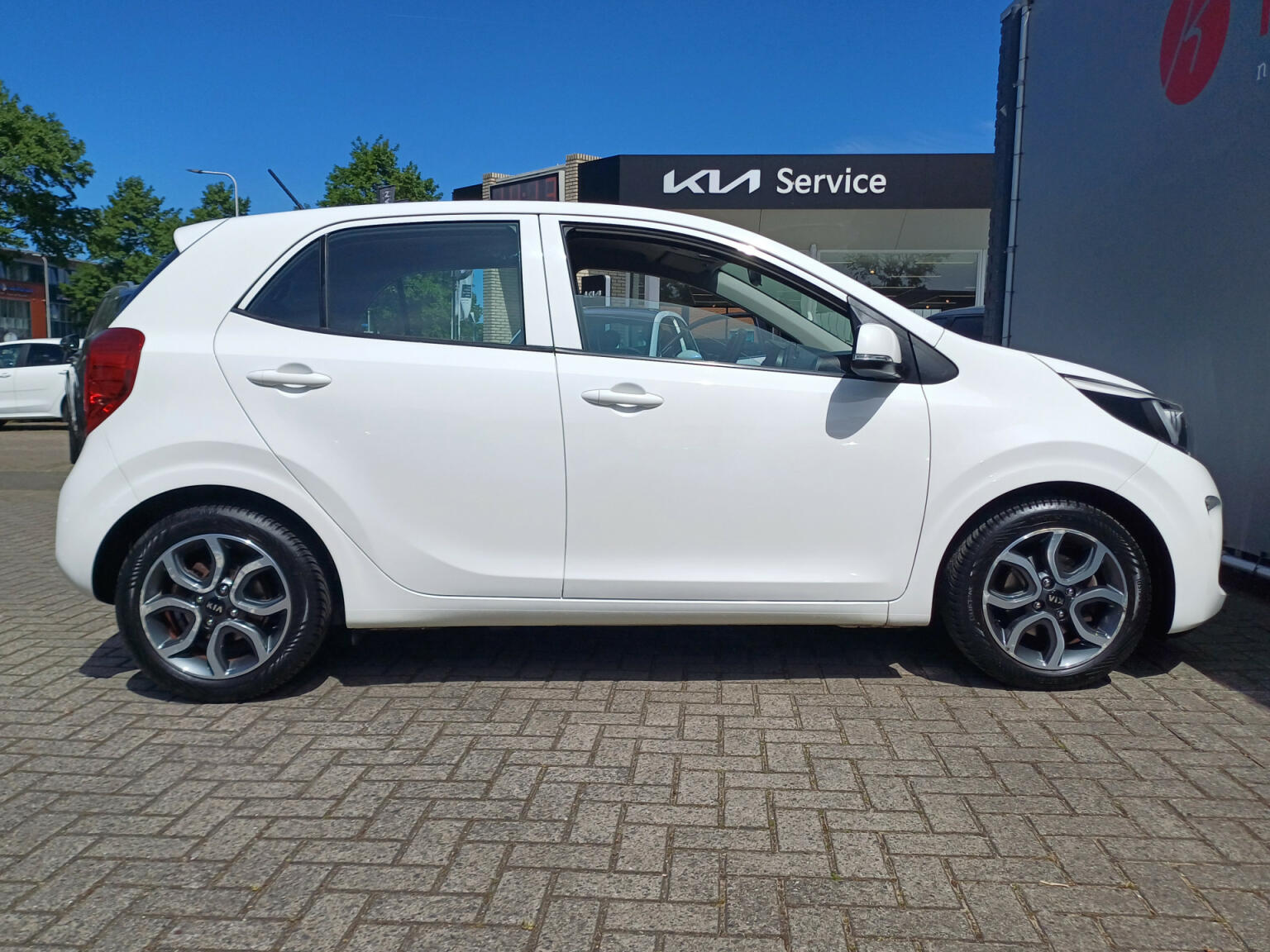 Kia-Picanto-5